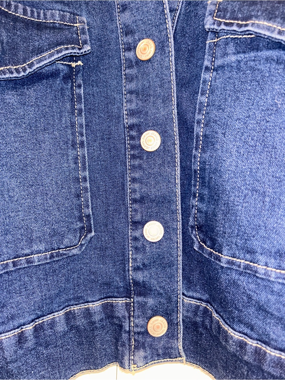 DKNY Medium Blue Cropped Denim Jacket - Picture 5 of 7